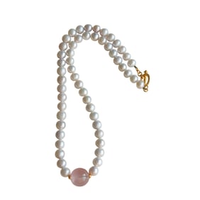 Beautiful Pearl Beads Necklace