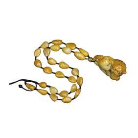 Superb Vintage Chinese Tianhuang Stone Carved Fortune Lion Pendant