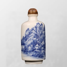 Chinese Blue And White Porcelain Live In Remote Mountains Design Snuff Bottle