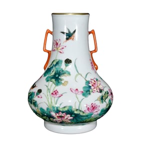 Chinese Qing Dynasty Gilt Edge Famille Rose Lotus Leaf & Lotus Flower Design Porcelain Vase