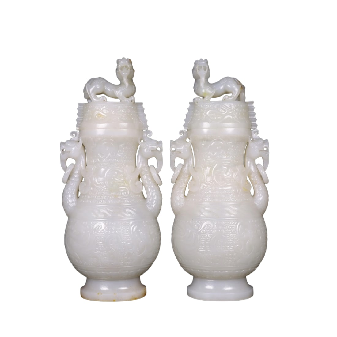 A Pair High Quality Chinese White Hetian Jade Carved Fortune Dragon Vases: A Pair High Quality Chinese White Hetian Jade Carved Fortune Dragon Vases Dimension: 245 x 100 x 70 (mm)9.64 x 3.94 x 2.75 (inches) Single Weight: 1.62 lbs/ 736 g