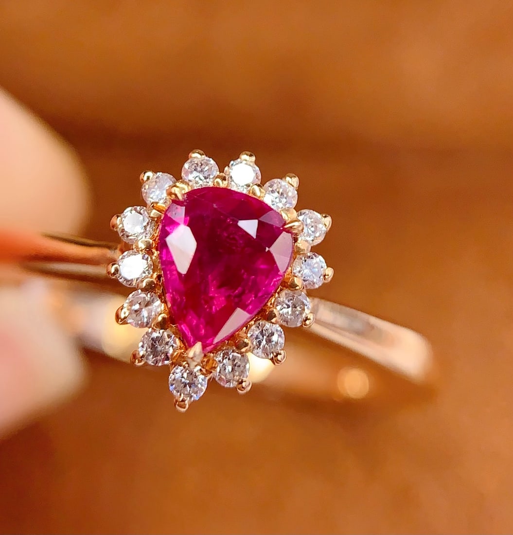 Exquisite 18K Gold Inlay Ruby Ring - 6