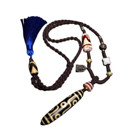 Hand Woven Tibetan 9 Eye DZI Agate Lucky Pendant