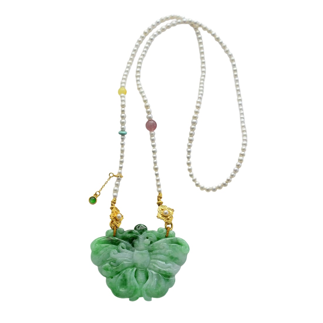 Exquisite Jadeite Carved Butterfly Pendant w Hand Woven Pearl Beads Necklace: Exquisite Jadeite Carved Butterfly Pendant w Hand Woven Pearl Beads NecklaceDimension: 51.3 x 40.4 x 5.8 (mm) 2.02 x 1.59 x 0.20 (inches)