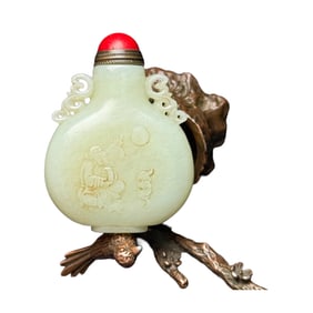 Chinese Hetian Jade Low Relief Sage Snuff Bottle
