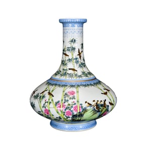 Chinese Qing Dynasty Gilt Edge Famille Rose Enamel Flowers Bird Design Porcelain Vase