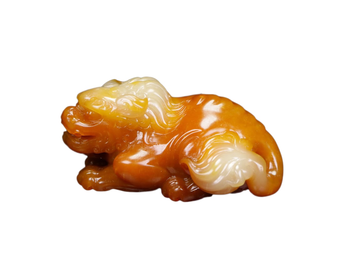 Chinese Tianhuang Stone Carved Fortune Pixiu Statue: Chinese Tianhuang Stone Carved Fortune Pixiu StatueDimension: 80 x 44 x 34 (mm)3.15 x 1.73 x 1.34 (inches) Weight:0.34 lbs/ 155 g