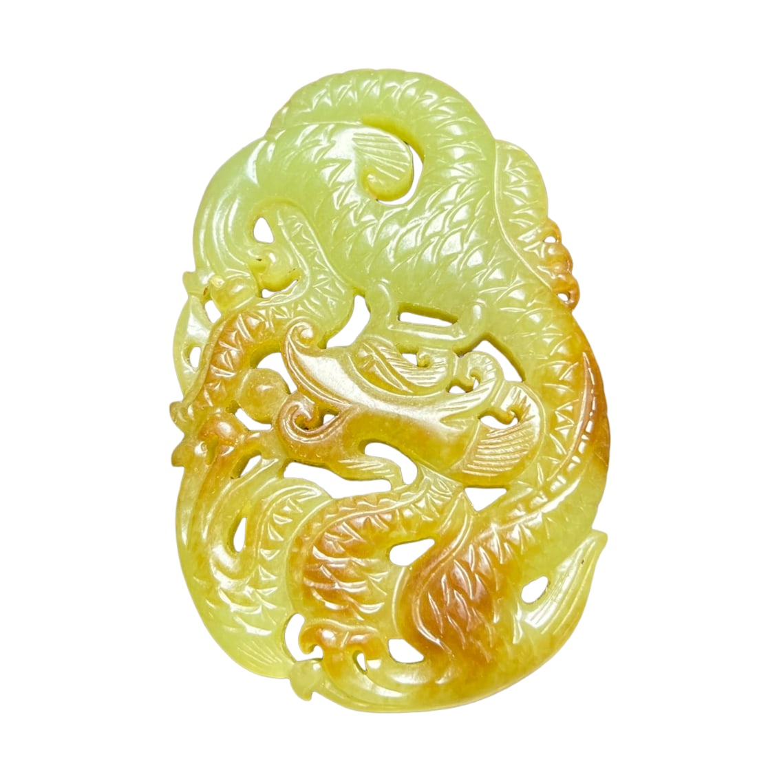Vintage Chinese Hetian Jade Carved Fortune Dragon Pendant: Vintage Chinese Hetian Jade Carved Fortune Dragon PendantDimension: 61 x 41 x 9 (mm)2.40 x 1.61 x 0.35 (inches) Weight:0.07 lbs/ 34 g