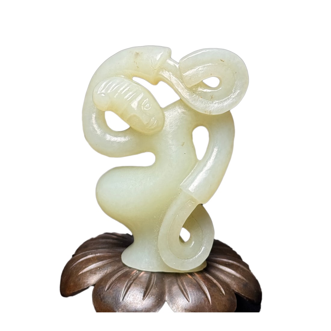 Superb Chinese Hetian Jade Carved Figure Statue: Superb Chinese Hetian Jade Carved Figure StatueDimension: 65 x 49 x 19 (mm)2.56 x 1.93 x 0.75 (inches) Weight: 0.12 lbs/ 54 g