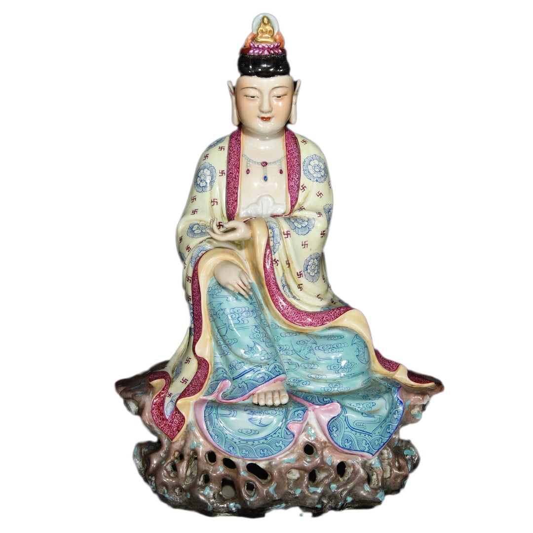 Chinese Famille Rose Porcelain Kwan-yin Statue: Chinese Famille Rose Porcelain Kwan-yin Statue Dimension: 400 x 280 (mm)15.75 x 11.02 (inches)