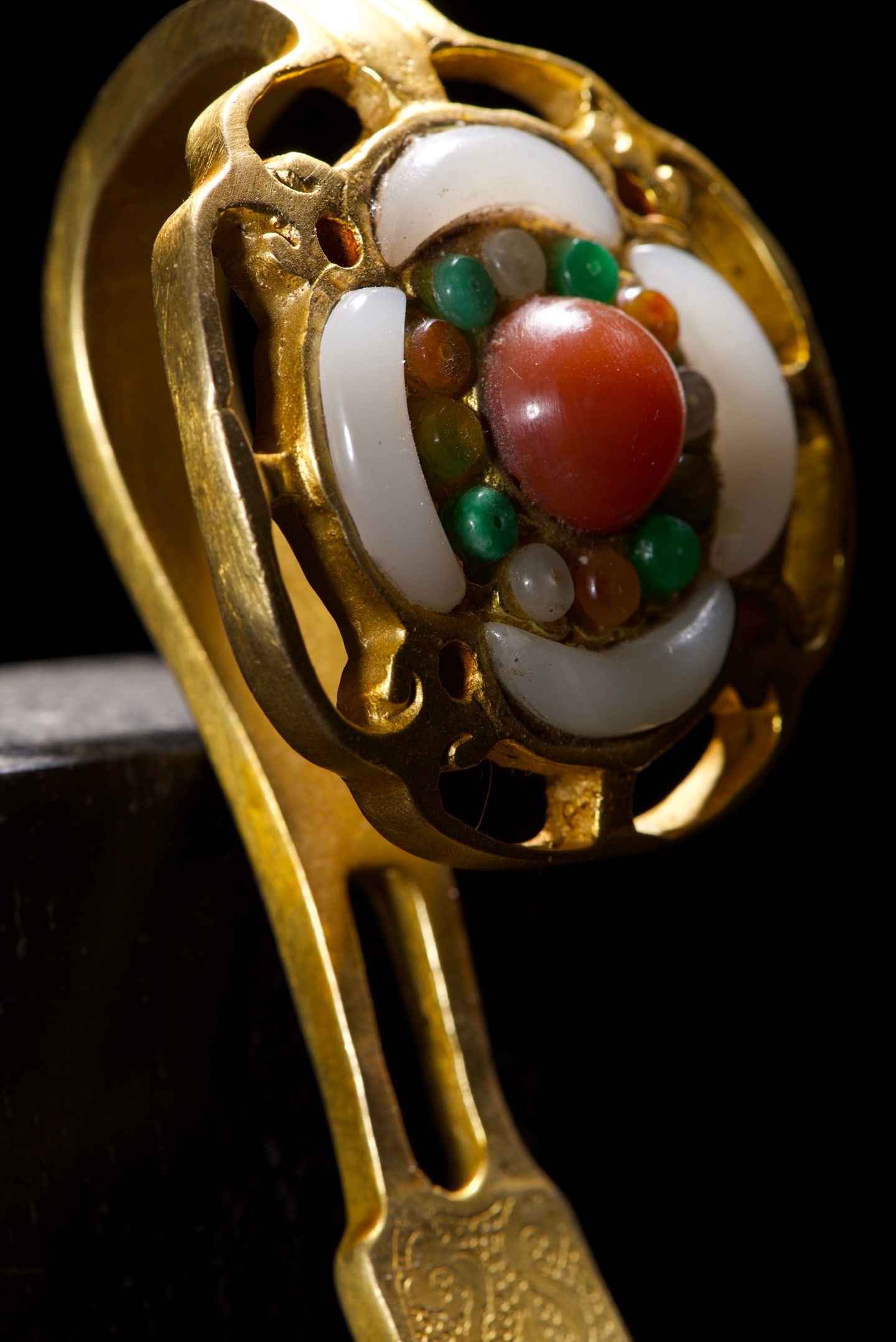 Vintage Chinese Gilt Gold Copper Inlay Jade Ruyi Statue - 3