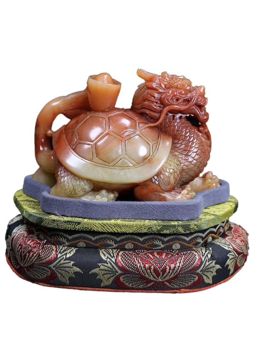 Chinese Shoushan Stone Carved Dragon Turtle Statue: Chinese Shoushan Stone Carved Dragon Turtle StatueDimension: 105 x 75 (mm)4.13 x 2.95 (inches) Weight: 0.90 lbs/ 407 g