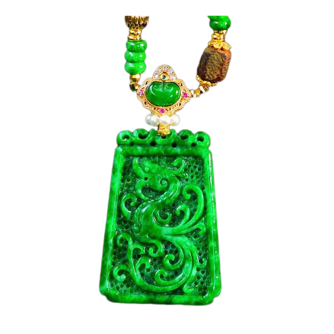 Exquisite Jadeite Carved Dragon Pendant w Hand Woven Chenxiang Wood Beads Necklace: Exquisite Jadeite Carved Dragon Pendant w Hand Woven Chenxiang Wood Beads NecklaceDimension: 36 x 25.2 x 6.5 (mm) 1.42 x 0.99 x 0.25 (inches)