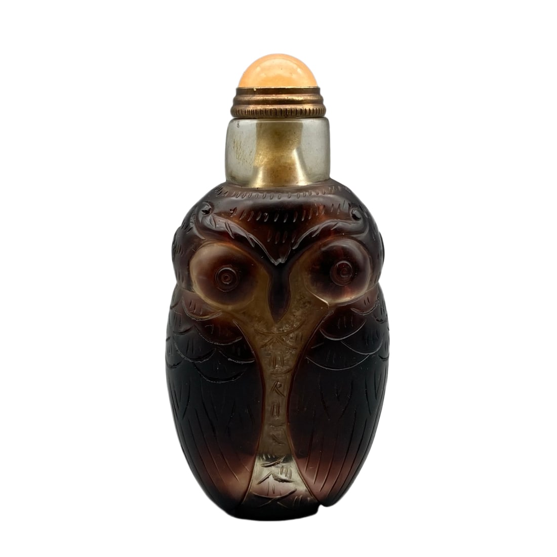 Vintage Chinese Peking Glass Carved Owl Shape Snuff Bottle: Vintage Chinese Peking Glass Carved Owl Shape Snuff BottleDimension: 78 x 37 x 25 (mm)3.07 x 1.46 x 0.98 (inches) Weight: 0.19 lbs/ 87 g