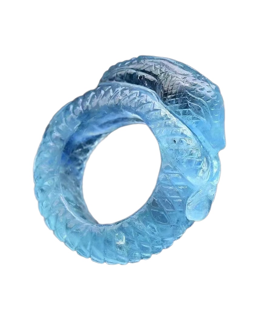Beautiful Natural Aquamarine Carved Snake Thumb Ring: Beautiful Natural Aquamarine Carved Snake Thumb RingDimension: 18 x 10 x 6 (mm)0.71 x 0.39 x 0.24 (inches)Weight 0.03 lbs/ 13 g