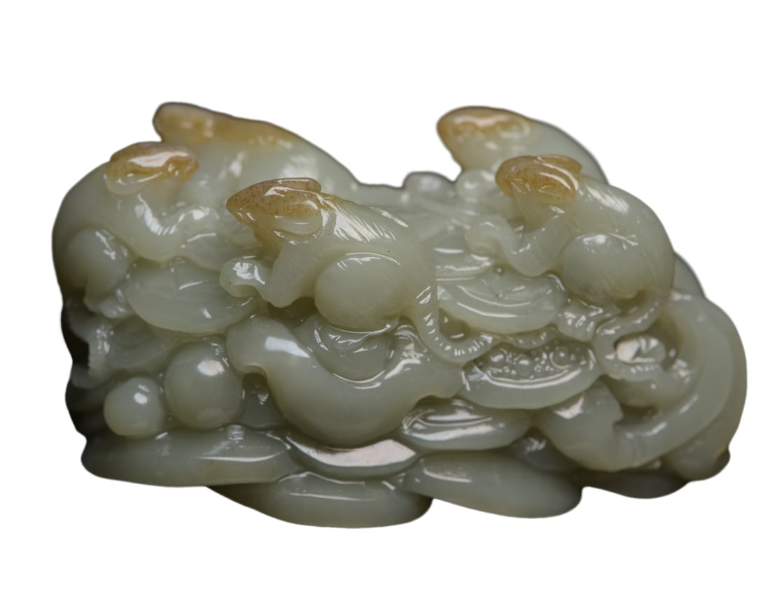 Vintage Chinese Hetian Jade Carved Five Mouse Statue (1 of 10)