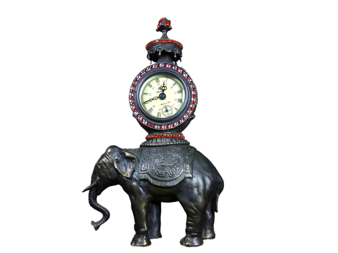 Vintage Copper Inlay Gems Elephant Mechanical Clock Statue: Vintage Copper Inlay Gems Elephant Mechanical Clock StatueDimension: 300 x 180 x 65 (mm)11.81 x 7.09 x 2.56 (inches) Weight: 3.04 lbs/ 1380 g
