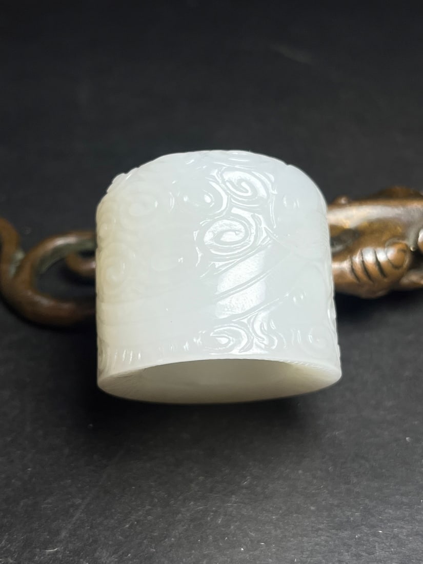 Chinese Hetian Jade Thumb Ring - 3