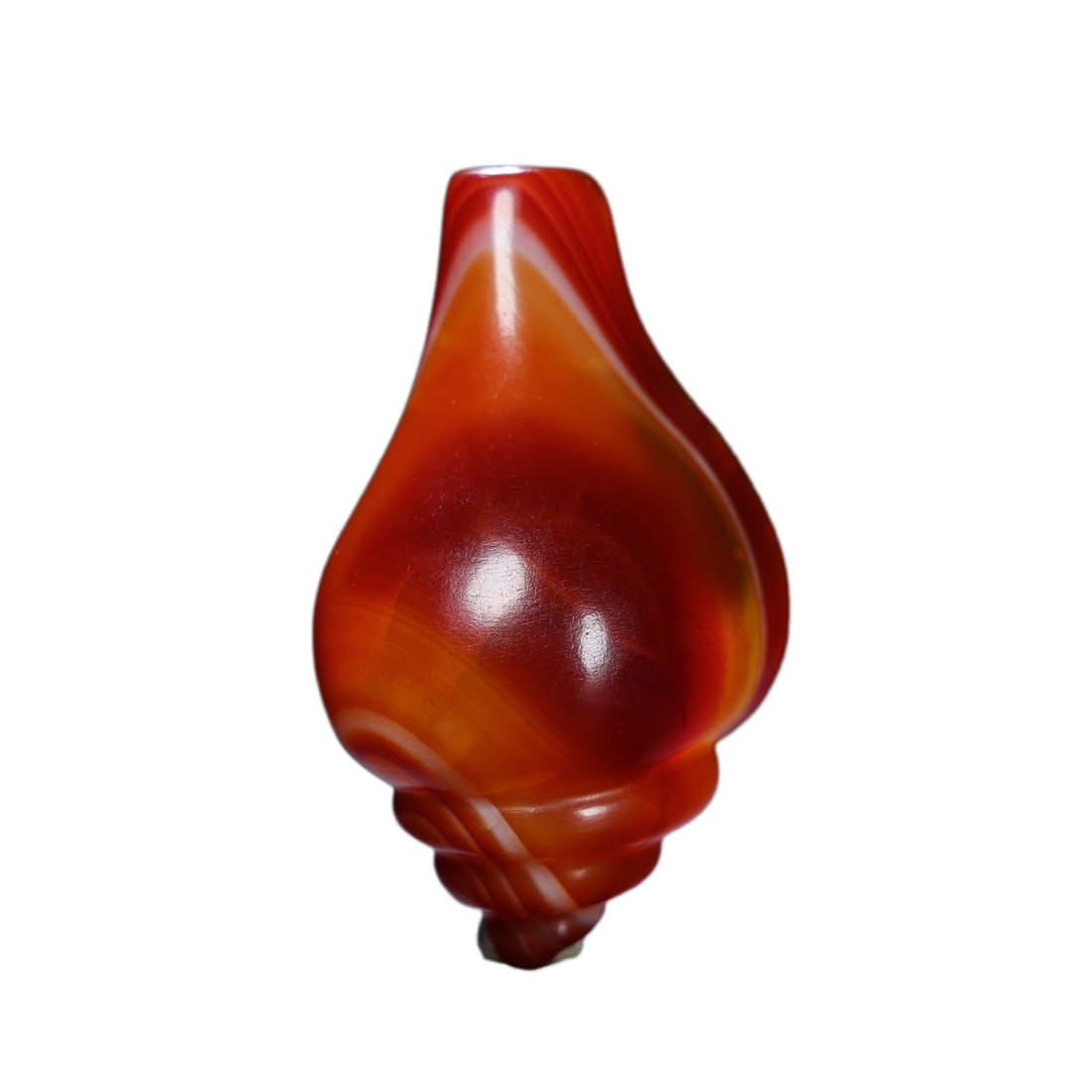 Chinese Agate Carved Conch Statue: Chinese Agate Carved Conch StatueDimension: 98 x 60 x 45 (mm)3.86 x 2.36 x 1.77 (inches) Weight: 0.48 lbs/ 218 g