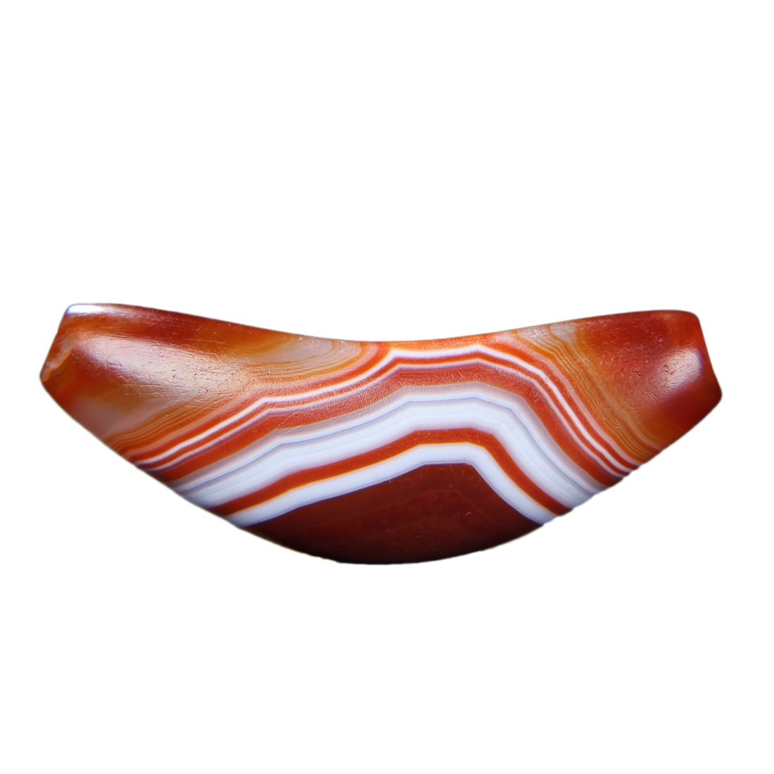 Chinese Agate Carved Lucky Pendant: Chinese Agate Carved Lucky PendantDimension: 68 x 22 x 14 (mm)2.68 x 0.87 x 0.55 (inches) Weight: 0.07 lbs/ 32 g