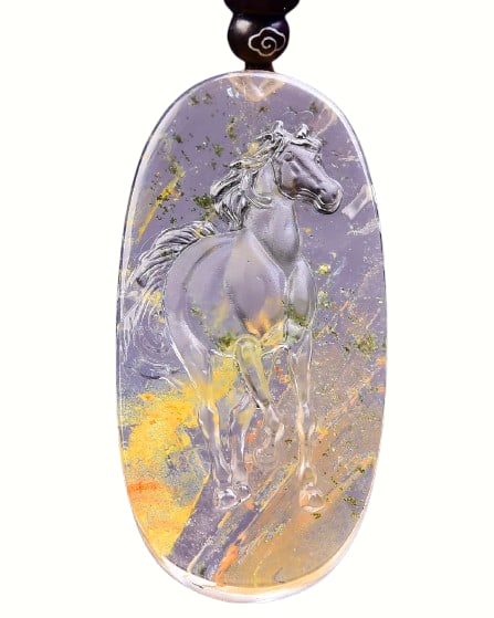Beautiful Crystal Carved Fortune Horse Pendant: Beautiful Crystal Carved Fortune Horse PendantDimension: 53 x 27 x 15 (mm)2.09 x 1.06 x 0.59 (inches)Weight: 0.09 lbs/ 43 g
