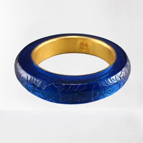 Inside Diameter 57mm Beautiful Inlaying Gold Edge Blue Peking Glass Bracelet: Inside Diameter 57mm Beautiful Inlaying Gold Edge Blue Peking Glass BraceletDimension: 57 x 16(mm) 2.24 x 0.63(inches) Weight 0.36 lbs/164 g