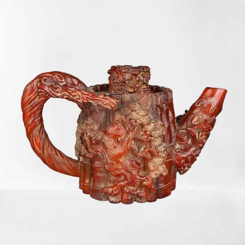 Superb Vintage Ox Horn Carved Pine Tree Teapot: Superb Vintage Ox Horn Carved Pine Tree Teapot Dimension: 245 x 150 x 120(mm) 9.65 x 5.91 x 4.72(inches) Weight: 3.01 lbs/1366 g