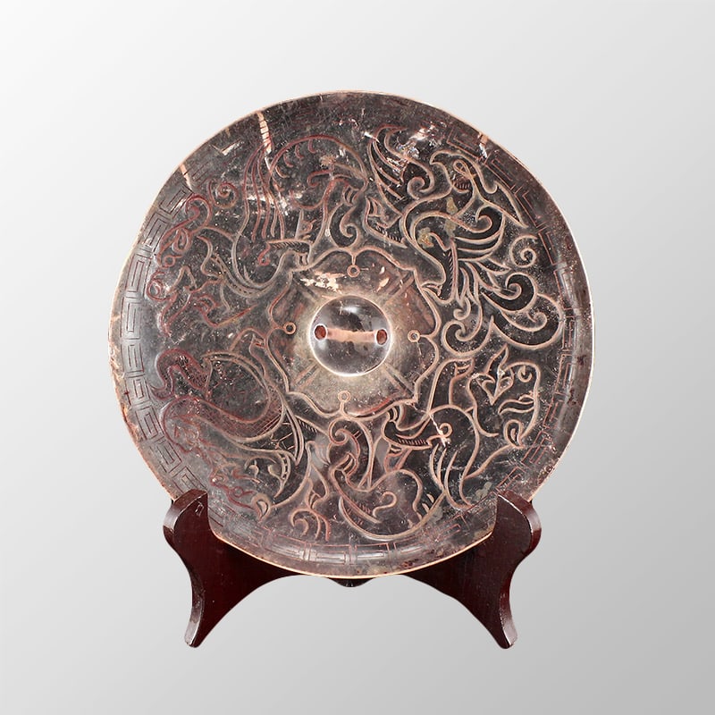 Vintage Chinese Pine Crystal Carved Bronze Mirror: Vintage Chinese Pine Crystal Carved Bronze MirrorDimension: 180 x 180 x 12 (mm)7.09 x 7.09 x 0.47 (inches) Weight: 1.14 lbs/ 517 g
