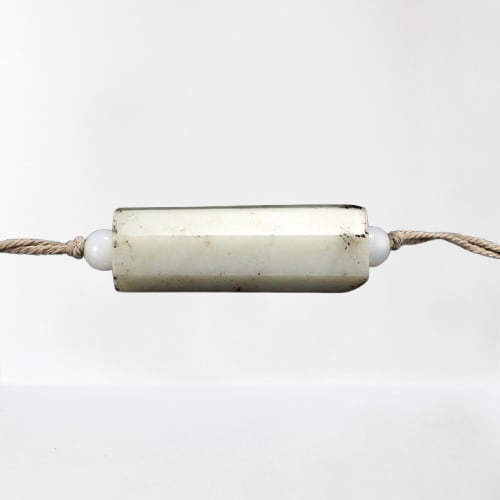 Old Chinese Hetian Jade Lucky Pendant: Old Chinese Hetian Jade Lucky PendantDimension: 61 x 20 x 20 (mm)2.40 x 0.79 x 0.79 (inches) Weight: 0.12 lbs/ 57 g