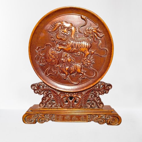 Chinese Boxwood Wood Lucky Lions Screen: Chinese Boxwood Wood Lucky Lions Screen Dimension: 345 x 290 x 40(mm) 13.58 x 11.42 x 1.57(inches) Weight: 2.25 lbs/1020 g