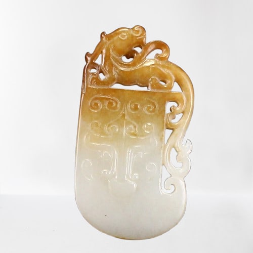 Chinese Hetian Jade Carved Fortune Dragon Pendant: Chinese Hetian Jade Carved Fortune Dragon PendantDimension: 60 x 32 x 8 (mm)2.36 x 1.26 x 0.31 (inches) Weight: 0.05 lbs/ 25 g