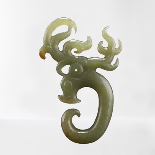 Chinese Hetian Jade Carved Fortune Deer Pendant: Chinese Hetian Jade Carved Fortune Deer PendantDimension: 81 x 52 x 7 (mm)3.19 x 2.05 x 0.27 (inches) Weight: 0.07 lbs/ 34 g