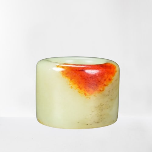Old Chinese Hetian Jade Thumb Ring: Old Chinese Hetian Jade Thumb RingDimension:35 x 26(mm)1.38 x 1.02(inches) Inside Diameter:22(mm)0.87(inches) Weight:0.10lbs/45g
