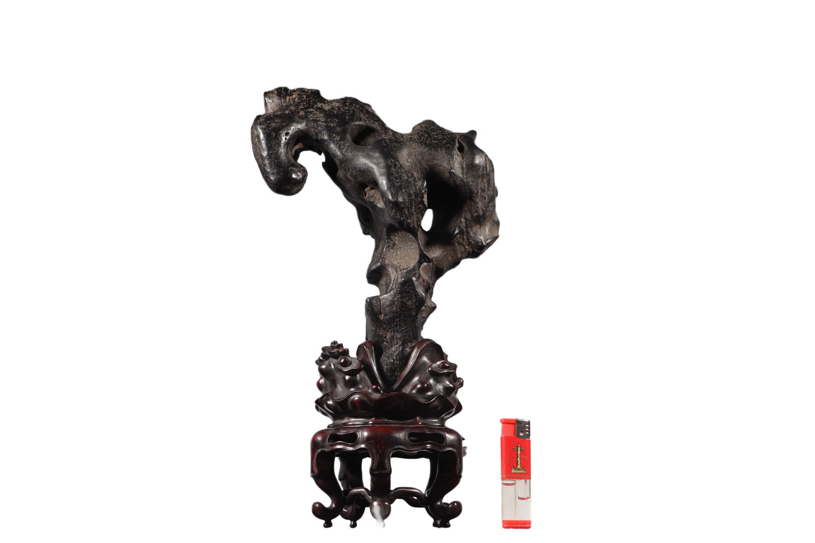 Taihu Stone Mountain Shape Statue 3700 g (1 of 8)