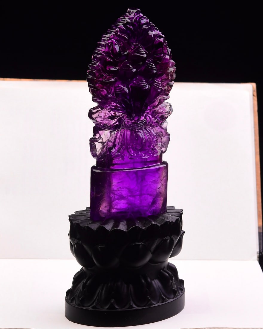 Amethyst Hand-Carved Dharma-vessel Statue 229.6g - 3