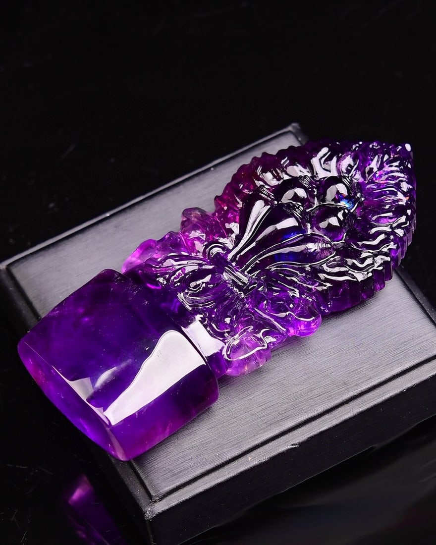 Amethyst Hand-Carved Dharma-vessel Statue 229.6g - 9