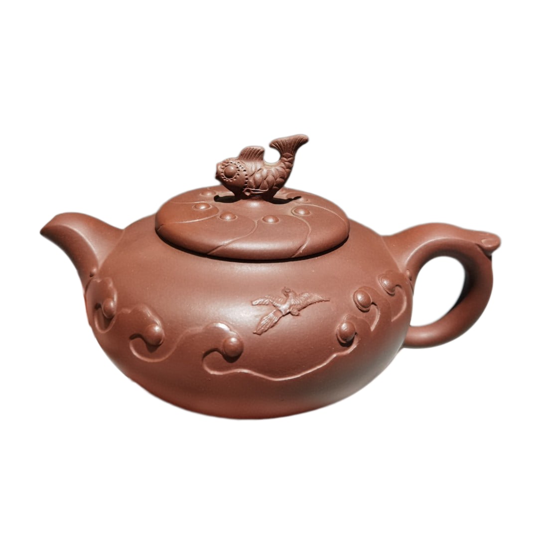 Chinese Yixing Zisha Clay Fish Leaping Over The Dragon Gate Teapot w Artist Signed 450ml (1 of 10)