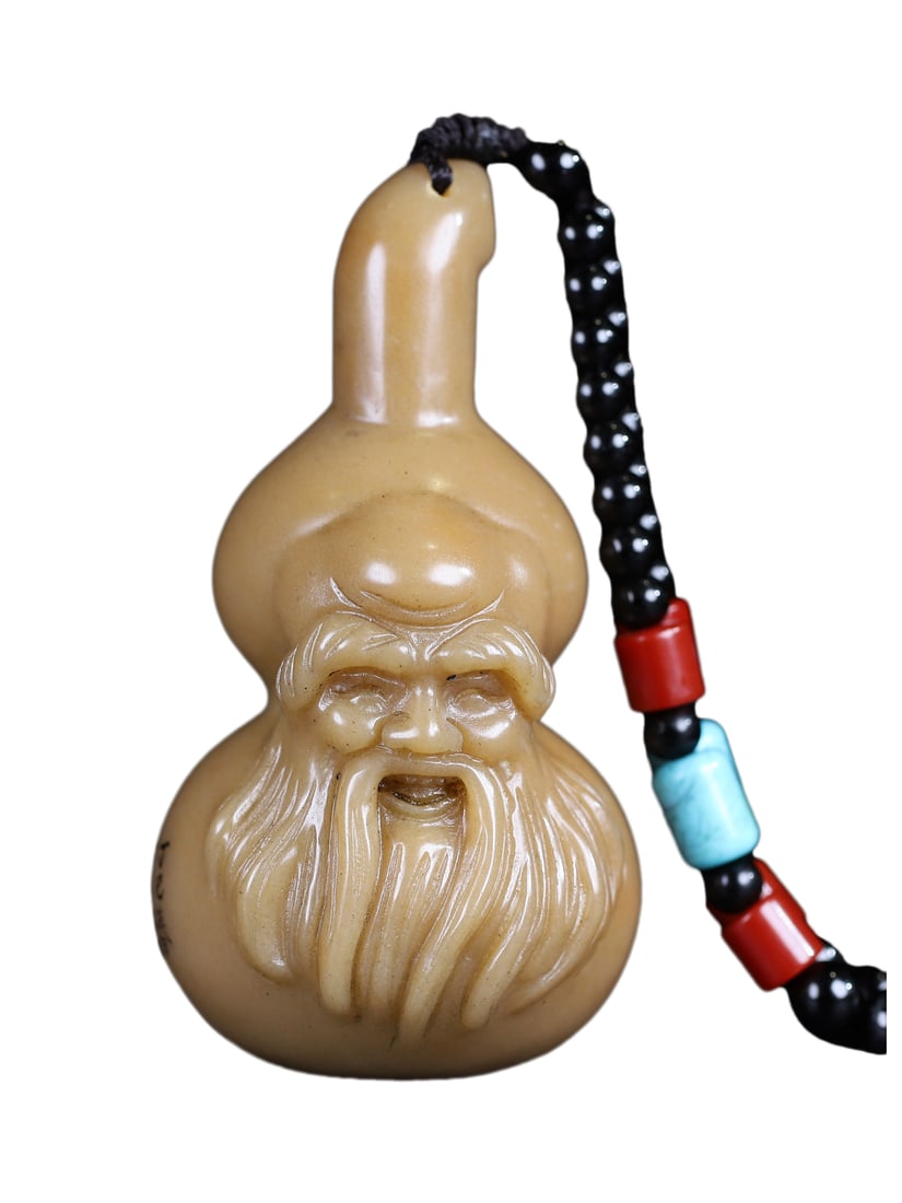 Chinese Shoushan Stone Hand-Carved Figure Pendant w Longevity Taoism Deity,Old 242g: Chinese Shoushan Stone Hand-Carved Figure Pendant w Longevity Taoism Deity,Old 242gDimension: 90 x 45 (mm)3.54 x 1.77 (inches) Weight: 0.53 lbs/ 242 g