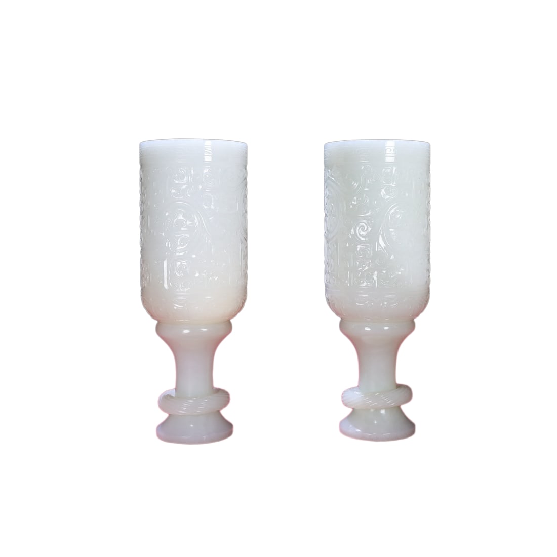 A Pair White Hetian Jade Hand-Carved Cups: A Pair White Hetian Jade Hand-Carved Cups,The jade is fine-grained, white, and lustrous.Single Dimension: 154 x 56 (mm) 6.06 x 2.20 (inches) Single Weight: 3..31 lbs/ 374 g