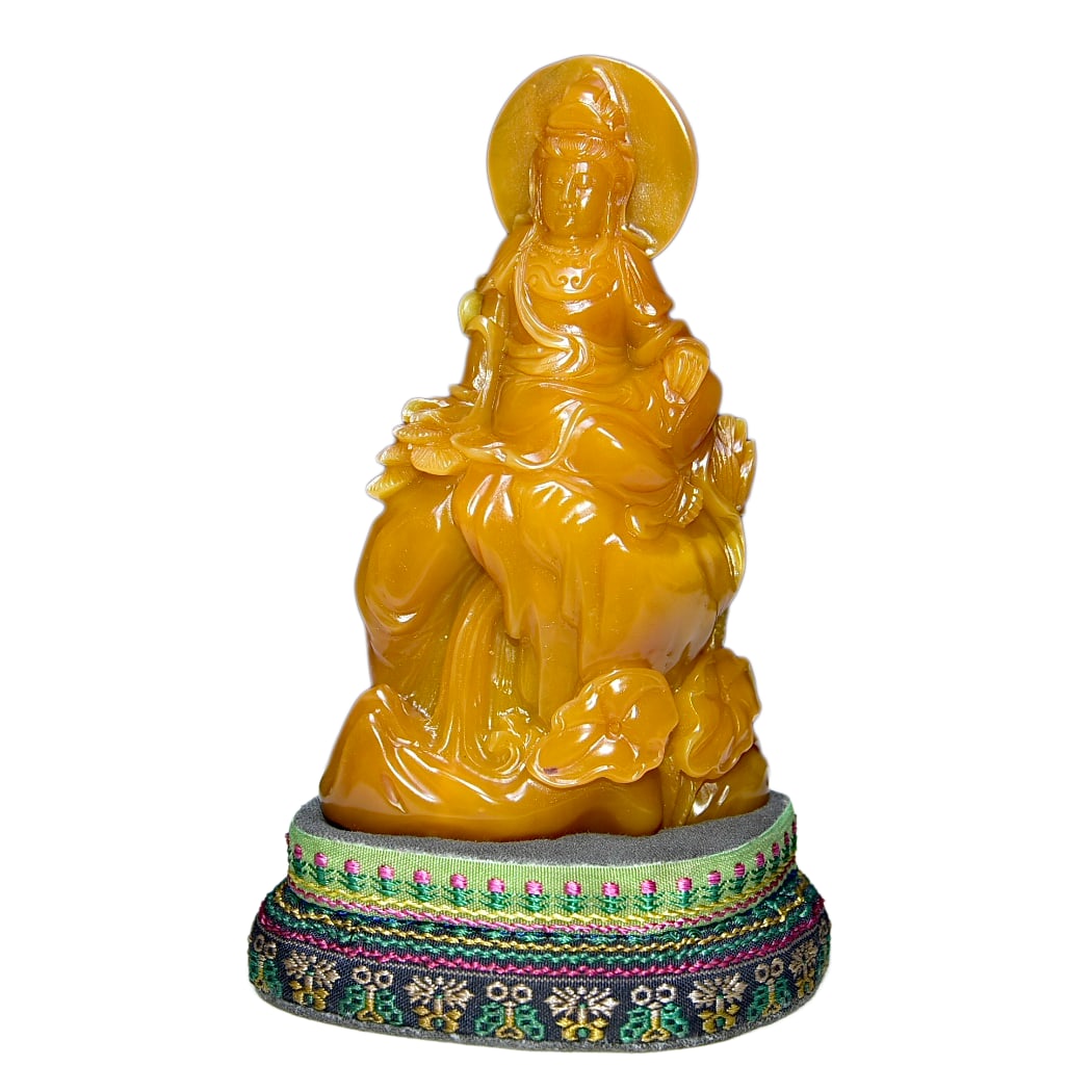 Vintage Tianhuang Shoushan Stone Hand-Carved Figure Seal Statue w Kwan-yin: Vintage Tianhuang Shoushan Stone Hand-Carved Figure Seal Statue w Kwan-yinDimension: 140 x 80 x 50 (mm) 5.51 x 3.15 x 1.97 (inches) Weight (without base): 1.18 lbs/ 537 gThe total weight does not incl
