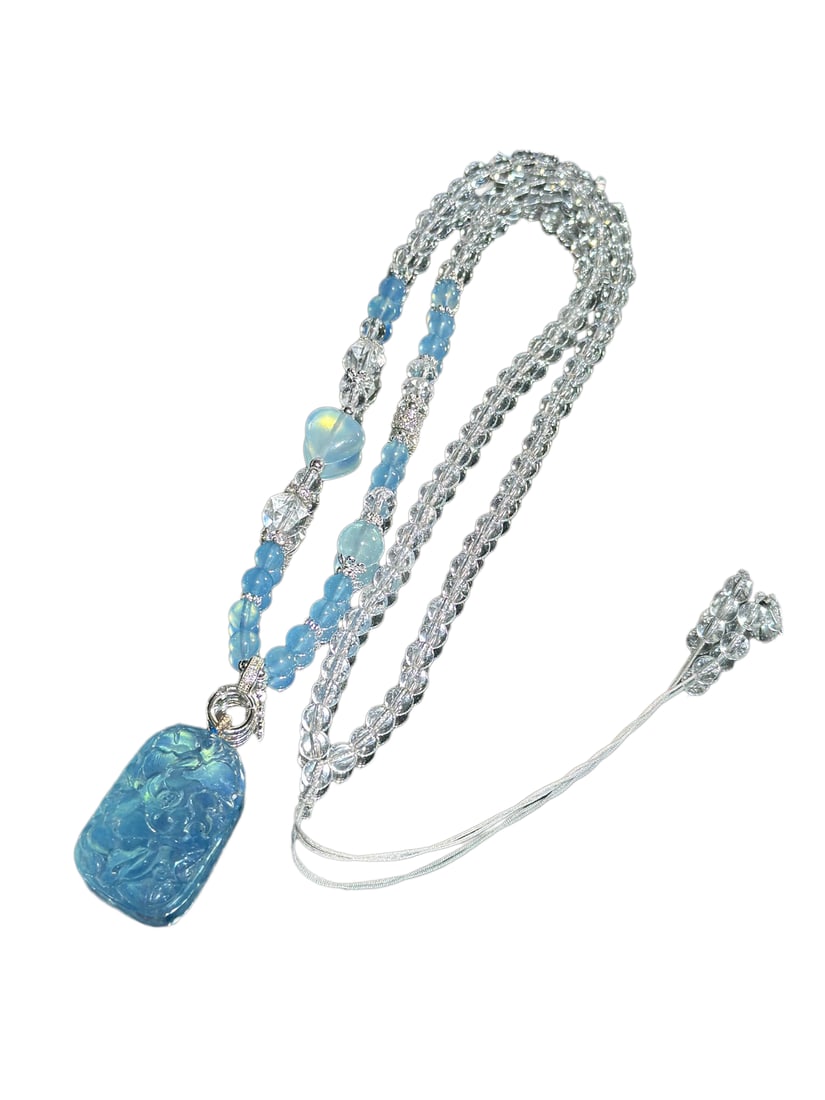 Aquamarine Hand-Carved Flowers Pendant w Peony & Hand Woven White Crystal Beads Necklace: Aquamarine Hand-Carved Flowers Pendant w Peony & Hand Woven White Crystal Beads NecklaceDimension: 33 x 21 x 12 (mm) 1.30 x 0.83 x 0.47 (inches) Dimension: 5 (mm) 0.20 (inches)
