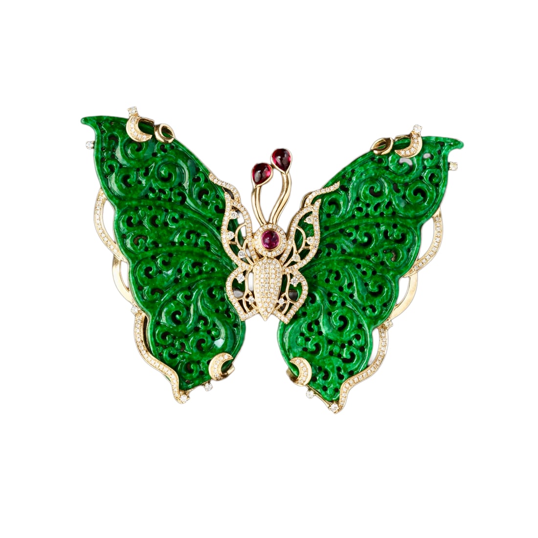 18K Gold Inlay Green Jadeite Hand-Carved Animal Pendant w Butterfly: 18K Gold Inlay Green Jadeite Hand-Carved Animal Pendant w Butterfly ?Natural jadeite, retro carving, exquisite craftsmanship, exceptionally superb workmanship, full green color, no black or white impu