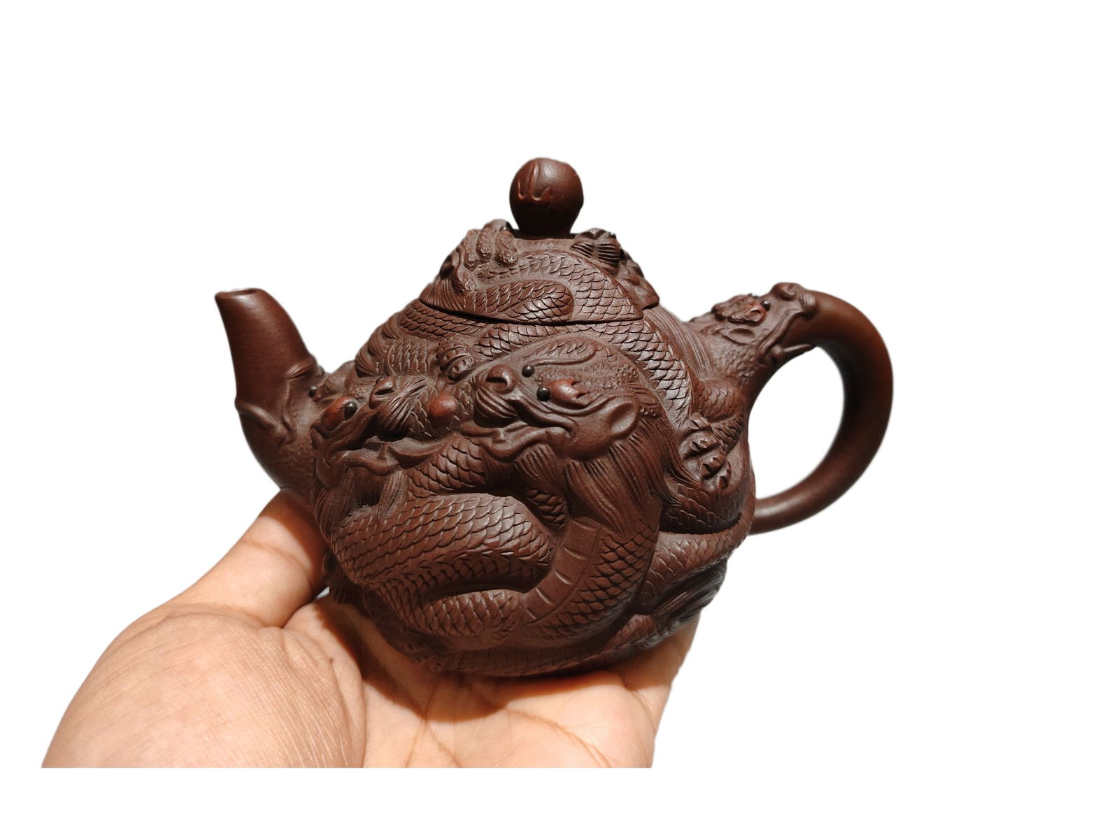 Yixing Zisha Clay Fortune Dragon Teapot: Yixing Zisha Clay Fortune Dragon Teapot Dimension: 150 x 100 (mm) 5.90 x 3.94 (inches) Capacity: 300 ml