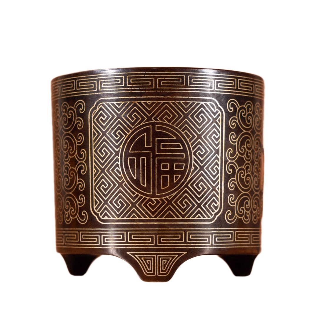 Vintage Copper Inlay Silver Wires Incense Burner: Vintage Copper Inlay Silver Wires Incense Burner Dimension: 80 x 88 x 88 (mm) 3.15 x 3.46 x 3.46 (inches) Weight: 1.56 lbs/ 710 g