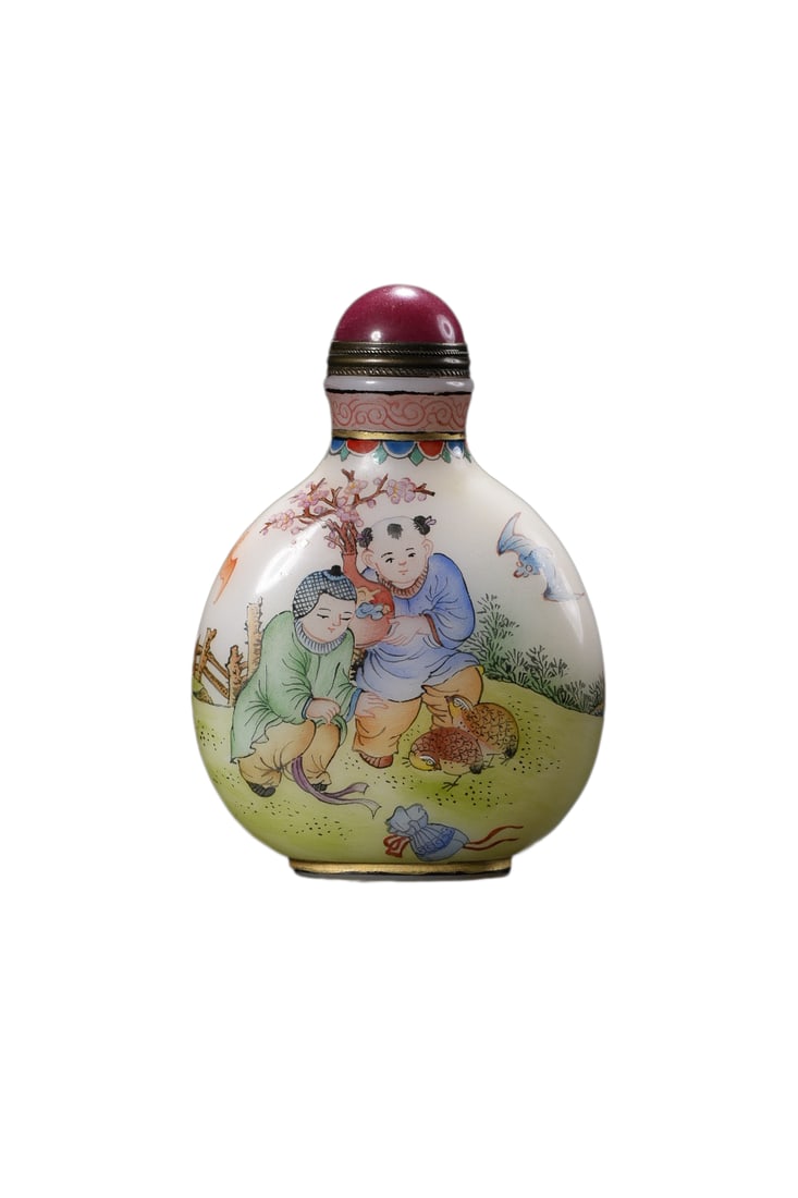 Famille Rose Peking Glass Snuff Bottle w Kid: Famille Rose Peking Glass Snuff Bottle w KidDimension: 82 x 57 x 29 (mm) 3.23 x 2.24 x 1.14(inches) Weight: 0.28 lbs/ 127 g