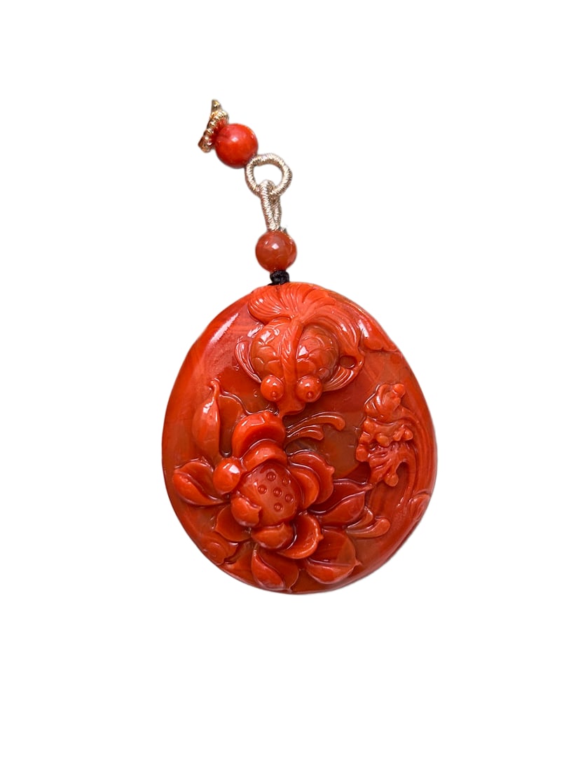Natural Nanhong Agate Hand-Carved Pendant w Lotus Flower & Goldfish: Natural Nanhong Agate Hand-Carved Pendant w Lotus Flower & GoldfishDimension: 40.2 x 35.7 x 16.9 (mm) 1.58 x 1.40 x 0.66 (inches) Weight: 0.08 lbs/ 35.7 g