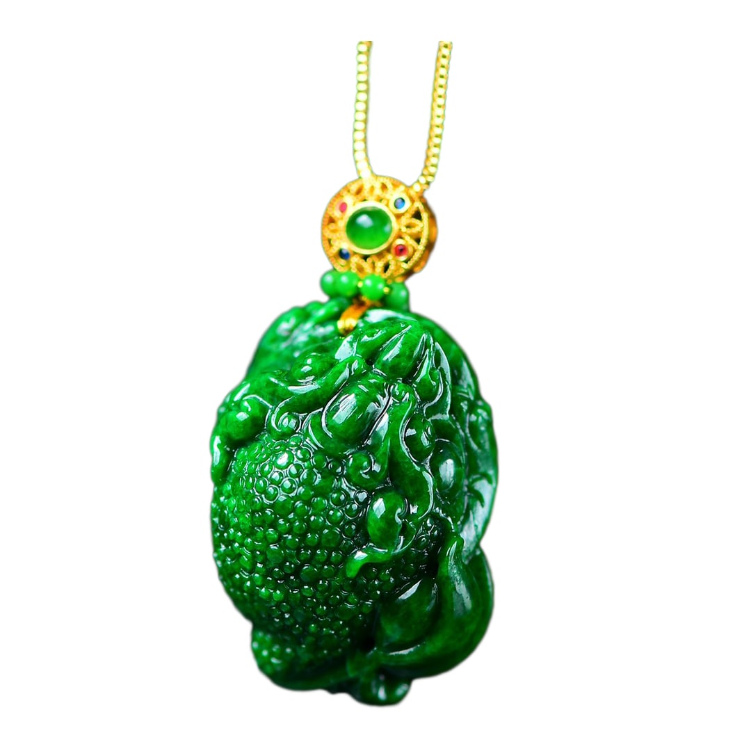 Green Jadeite Hand-Carved Pendant w Toad & 18K Gold Buckle Necklace: Green Jadeite Hand-Carved Pendant w Toad & 18K Gold Buckle Necklace - Jadeite golden toad, eye-catching, three-dimensional, and plump in shape, with exquisite craftsmanship that leaves nothing to be d