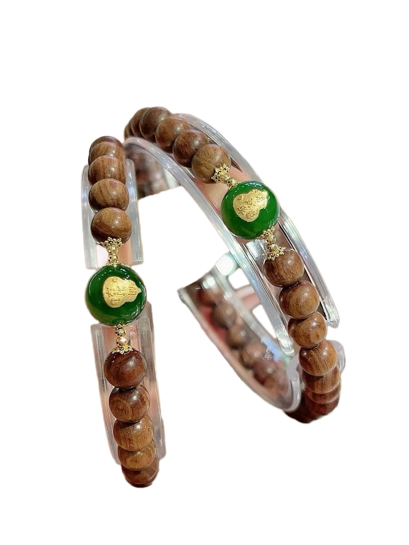 Hand Woven 18K Gold Inlay Green Hetian Jade & Sandalwood Beads Bracelet: Hand Woven 18K Gold Inlay Green Hetian Jade & Sandalwood Beads BraceletJade Dimension: 10 (mm) 0.39 (inches)