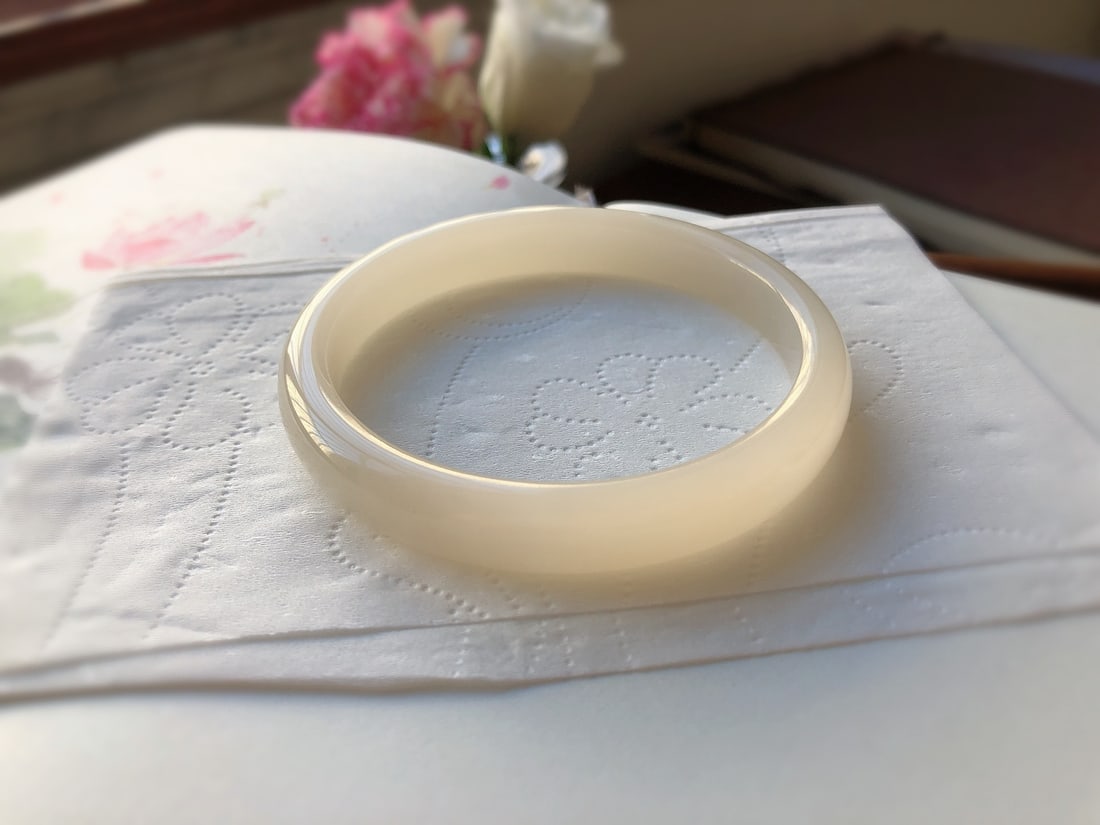 Inside Diameter 60.8mm Hetian Jade Bracelet - 4