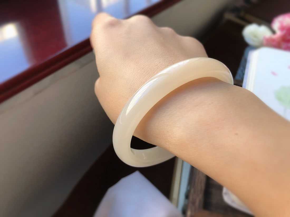 Inside Diameter 60.8mm Hetian Jade Bracelet - 9